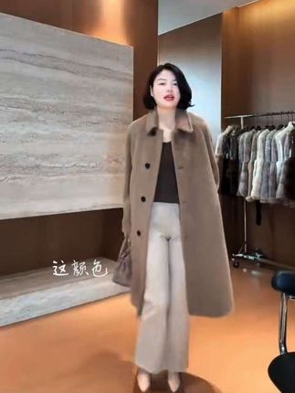 #高端大气上档次这也太漂亮了 #时尚气场苏丽大衣外套#高级感穿搭 #宽松有范儿#美出高级感 @DOU+上热门 @DOU+小助手 @巨量千川