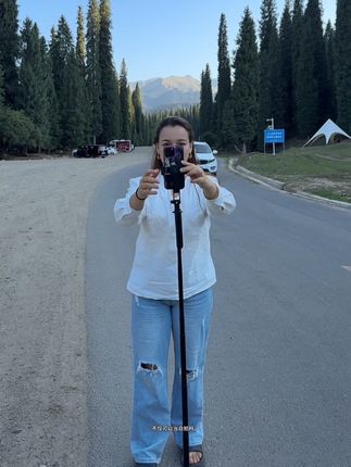 #好物推荐分享 #三脚架自拍 #自用好物推荐  出去旅游必带的三脚架