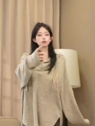 二姐的宝藏【连帽卫衣】秋冬出游拉绒软糯慵懒长袖连帽卫衣#25400 #连帽卫衣 #秋冬拉绒软糯慵懒长袖 #新款分享 #上衣穿搭