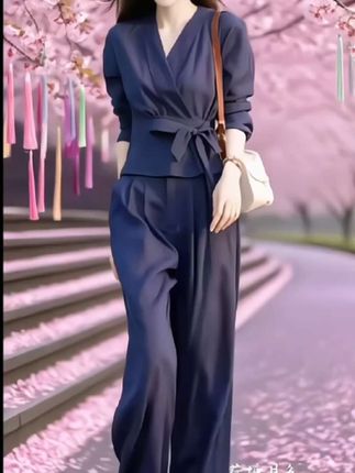 衬衫套装裤 阔腿裤大长腿,衬衫显瘦显高,这套装太美了!#时尚百搭 #收腰显瘦 #高贵大气 @DOU+小助手 @巨量千川