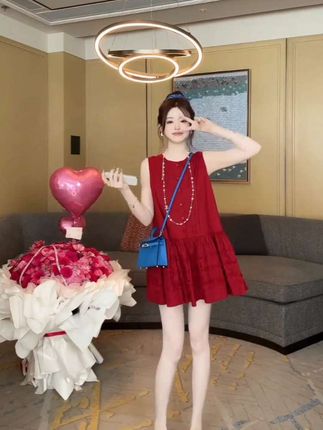 甜美可爱风格衣服2025夏季设计感木耳边无袖中长款连衣裙洋气衣服#穿搭 #强烈推荐 #显瘦穿搭 #连衣裙 #夏季穿搭