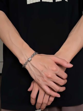 #时尚搭配 #锆石手链#小蛮腰手链#情侣手链#七夕礼物