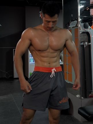 练了了吗铁子们 #训练怪兽 #训练怪兽肌酸#健身 #健身补剂