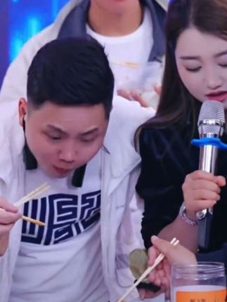 幺哥推荐酸辣无骨鸡爪大杂烩