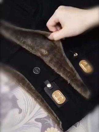 秋冬都市硬核穿搭 #秋冬小个子穿搭#秋冬穿搭新鲜感在线#美出高级感#谁穿谁好看