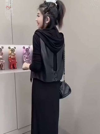 2025秋季新款时尚显瘦气质网红高档洋气女马甲裙子宽松大码两件套#气质穿搭 #显瘦遮肉 #洋气减龄#喜欢不要错过 #谁穿谁好看系列