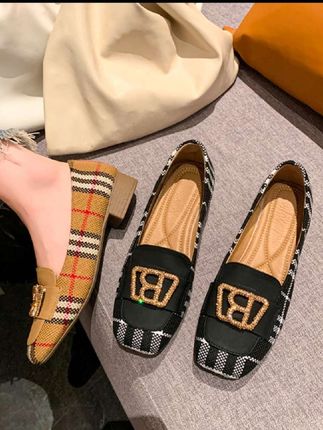 这双鞋特别舒服,姐们啊,你们喜欢穿平底的哈,一定要来试一下#皮鞋女 #鞋