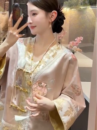秋季新款重工刺绣缎面提花外套女阔腿裤高腰百搭休闲裤两件套#新中式 #国风 #国学文化