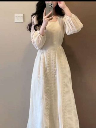 2025新款温柔风重工蕾丝连衣裙女早秋季发生初恋系白色长裙