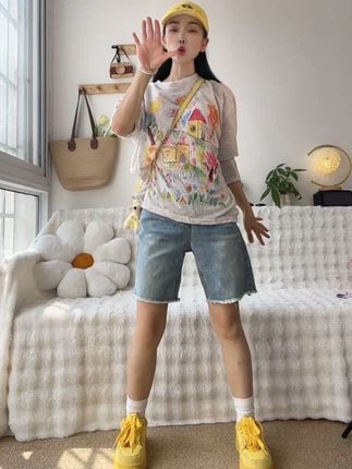 不管几岁,快乐万岁,以前是个快乐的小女孩,现在是个快乐的老阿姨,以后也会是个快乐的老太太#性摇摆#鸟儿摇#浅跳一下#跟着节奏嗨起来