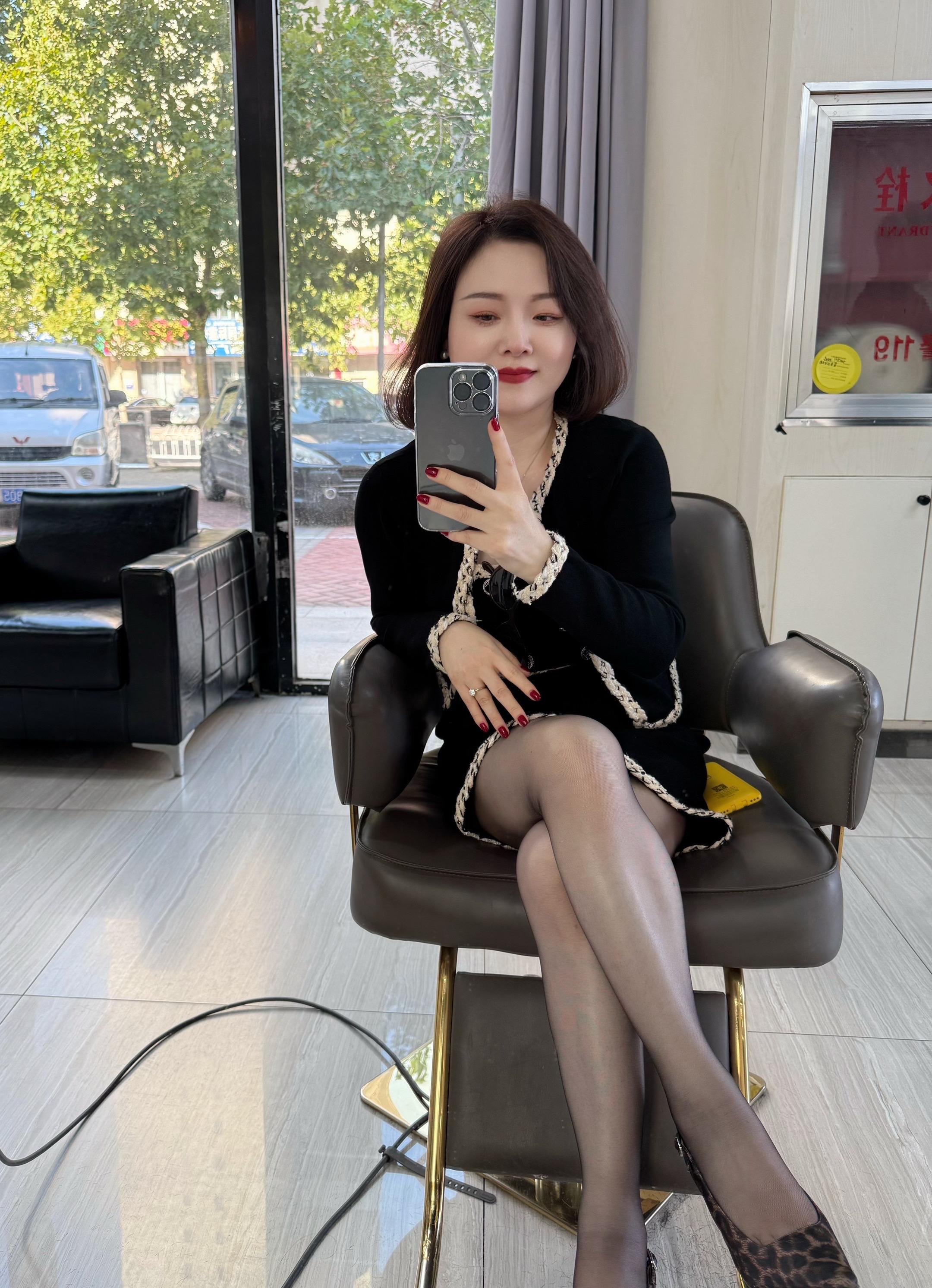 余生很短 ,余生很贵 不要活在别人的眼里 好好善待自己…加油