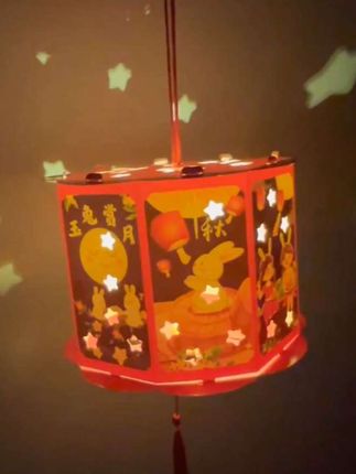 中秋投影灯笼#中秋灯笼 #投影灯笼 #走马灯 #亲子手工 #手工diy