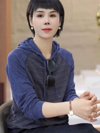 秋季休闲时尚带帽条纹抽绳小衫#百搭上衣#新款休闲上衣