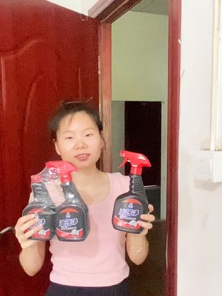 日常厨房用品,适用于清洗各种家居,用油污净就对了🫡#上热门 #巨量算数 #油污净 #活跃账号 @抖音 @DOU+小助手 @抖音媒体内容优推官