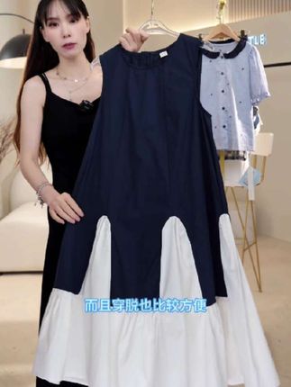 中大童女童无袖拼色连衣裙,行走间都是时尚态度👗#中大童女童连衣裙 #无袖拼色裙装 #童装时尚穿搭 #夏日潮流单品 #女童气质裙款
