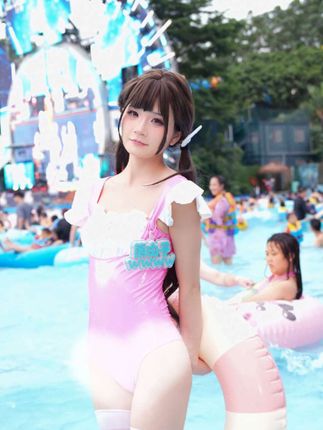 夏日水着#泳池拍摄无不良引导 #夏天该有的样子 #泳衣 #二次元 #玩水