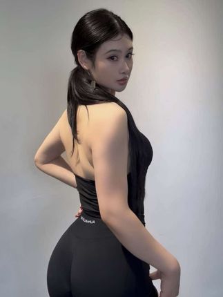 喜欢的事情慢慢做 #健身ootd #运动女孩 #健身 #身材管理