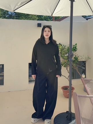 休闲弯刀裤可以穿到190斤#穿搭 #大码穿搭 #今日穿搭ootd #胖女孩穿搭 #显腿长的裤子