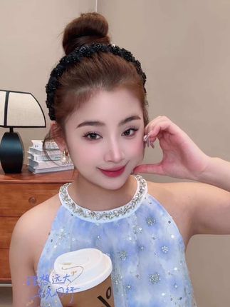 #碎发整理#头饰发饰 #发箍#发箍这样戴好美 #夏天该有的样子