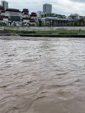 达州的9.18涨了一河大水,今年还是没有逃过涨洪水