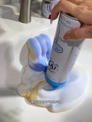 妈呀!洗手盆的异味来源终于被我找到了!难怪总有臭味返出来!强烈推荐备上几瓶个#管道疏通剂 巨好用,清理出来好脏好解压!#家居清洁 #管道疏通 #强烈推荐