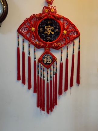 这款手工编制的纯桃木#中国结挂件 挂客厅背景墙,玄关墙大气又好看,寓意吉祥#桃木中国结 #乔迁之喜