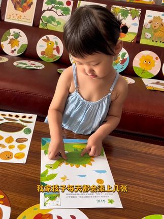 不用剪刀和胶水,孩子一撕一贴就能完成的树叶画,每天玩了几张动手能力越来越好#亲子手工
