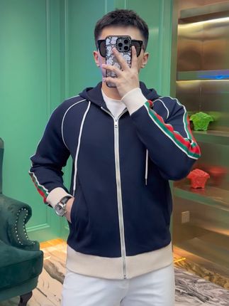 “旁观的时候,每个人都是智者”#品质男装 #外套穿搭 #秋冬新款 #卫衣