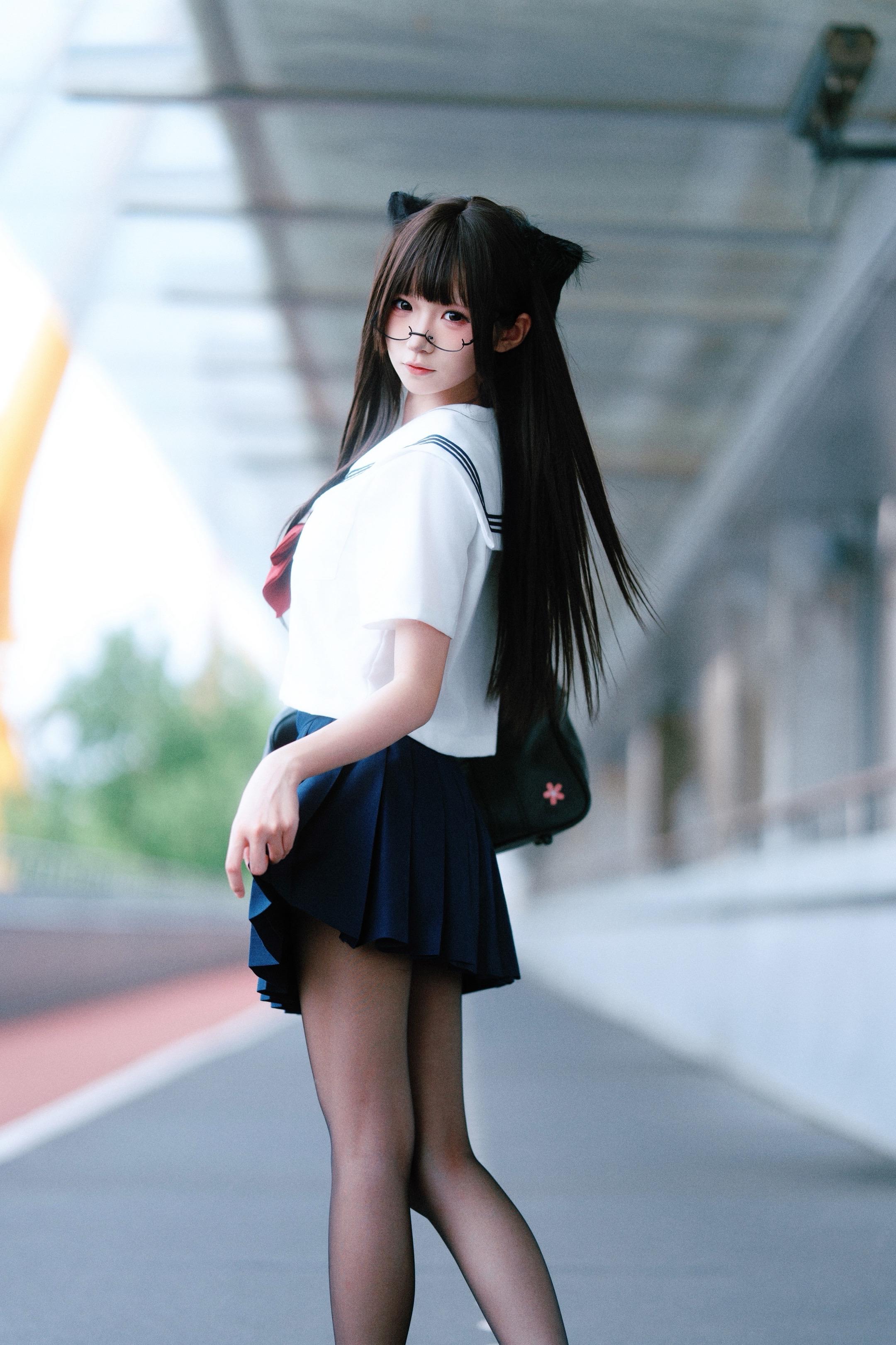 JK才是最吼的。📷:A7C2+索尼FE24-50f2.8+FE85f1.4 🧚♀️:@冰芽川Yoshino #jk #日系 #日系少女 #水手服 #甜美