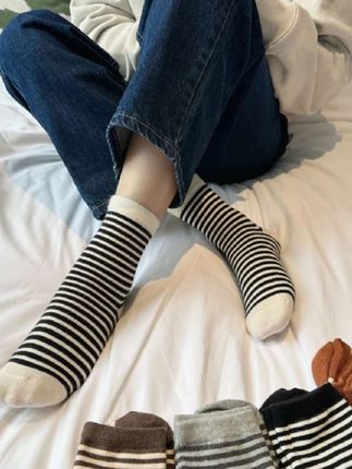 #条纹袜子#秋冬棉袜#女士中筒袜#舒适透气吸汗#时尚百搭