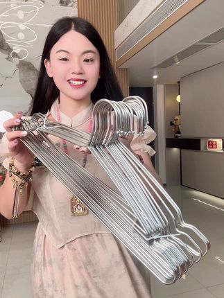 全实心加粗不锈钢晾衣架#衣架 #不锈钢衣架 #防滑衣架 #超便宜超划算 #挂衣架