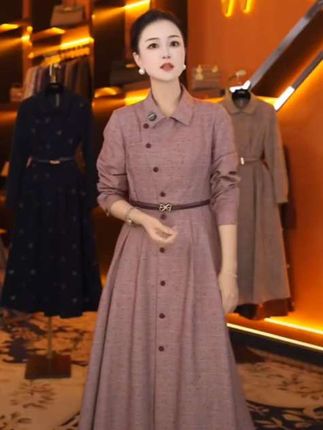 【赫尔温】原创设计款嫣红色时尚收腰显瘦秋款连衣裙#春秋款连衣裙#轻奢高级感#高端大气上档次 #遮肉显瘦 @DOU+小助手