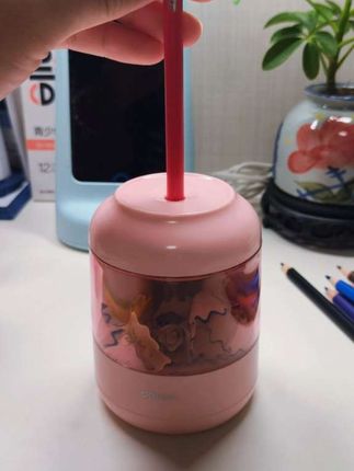 削铅笔还得是这个,这速度,这声音太解压啦~#强烈推荐 #学生党必备 #得力电动卷笔刀 #宝妈分享