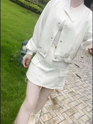 超级减龄的套装,质量超赞,有运险,放心入!#套装女 #套装两件套 #棒球服套装女 #套装女秋季 #套装女装新款