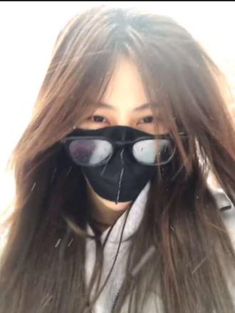 为什么要把冰块放在秋裤 因为哥的冷酷 零下八度#袁一琦#娱乐#抽象#安利 #娱乐