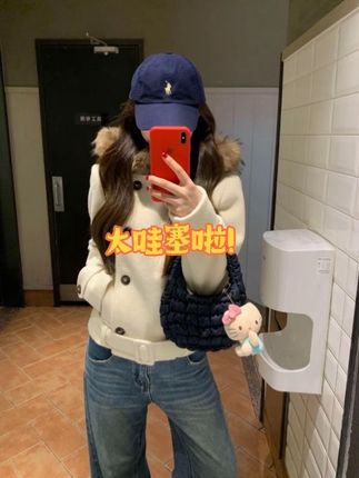 毛领双排扣短款毛呢羊毛大衣连帽外套收腰秋冬女加厚毛领可拆卸#甜美萌妹 #百搭上衣 #高级感穿搭 #宽松版型 #谁穿谁好看