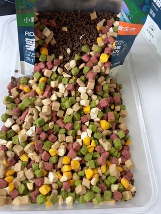 铲屎官们选猫粮千万别再头疼了 来看看我家这款乳鸽鲜肉七拼猫粮#强烈推荐 #萌宠好物