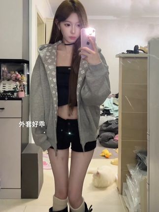 好好看啊#舒适感穿搭 #少女感穿搭 #韩系甜妹 #分享穿搭 #甜辣妹