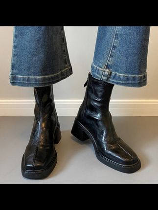 静音底复古高跟短靴女方头小众切尔西靴新款爆款粗跟弹力瘦瘦靴女#高级感穿搭 #高跟短靴 #瘦瘦靴 #时尚百搭 #谁穿谁好看