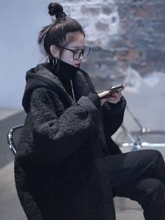 2025新款爆款连帽夹棉上衣小个子高级感炸街仿羊羔毛棉衣外套女士服装#春秋穿搭