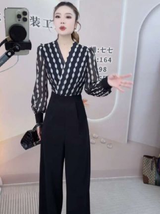 #好物推荐🔥 2025年新款女装连体裤显瘦收腰气质时尚百搭长袖连体裤女D3132#穿搭 #显瘦穿搭 #谁穿谁好看 #美出高级感