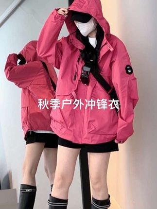 秋季休闲户外旅行登山防风连帽开衫外套冲锋夹克女情侣款上衣外套#冲锋衣三合一 #户外穿搭 #冲锋衣推荐