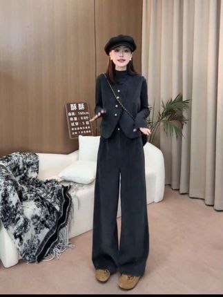灰色法式时尚马甲女2025秋冬新款设计感宽松3150休闲直筒裤三件套
