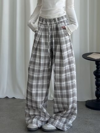 可以搭配你衣柜里的任何一件上衣#ootd穿搭 #早秋冷冽又随性的气质穿搭 #每天解锁一款穿搭新皮肤 #如何通过穿搭摆脱路人感 #ootd穿搭