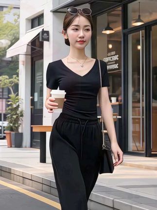 #如果上班都穿流光高智风#流光机能风穿搭太有生命力了#被秋日氛围感穿搭拿捏了 #随机穿搭挑战 #初秋一周不重样穿搭