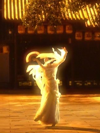 情字落笔太难#舞蹈 #古典舞 #氛围感 #抖音青年舞蹈家计划 #歌曲星河转