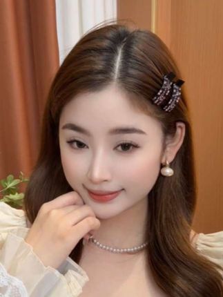 #发饰发夹 #网红发饰 #减龄气质 #小夹子#侧边碎发夹