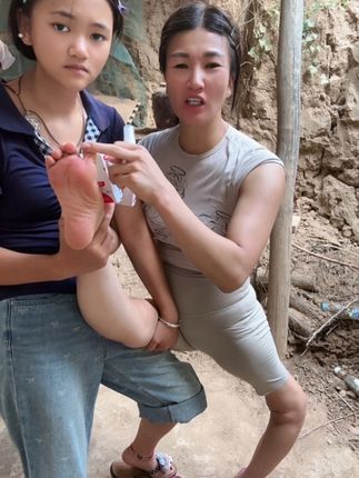 #喷脚王