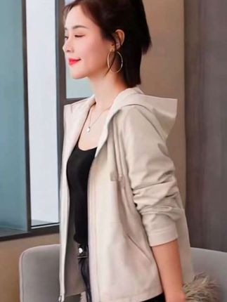 #上热门话题🔥 #穿搭 #春秋穿搭 #强烈推荐 #外套穿搭