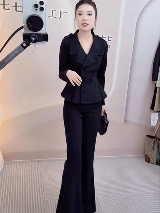#好物推荐🔥 【两件套】气质时尚2025春秋新款洋气修身显瘦百搭裤子套装LJ0032#质量第一诚信为本 #面料柔软舒适 #高级感穿搭 #每日穿搭